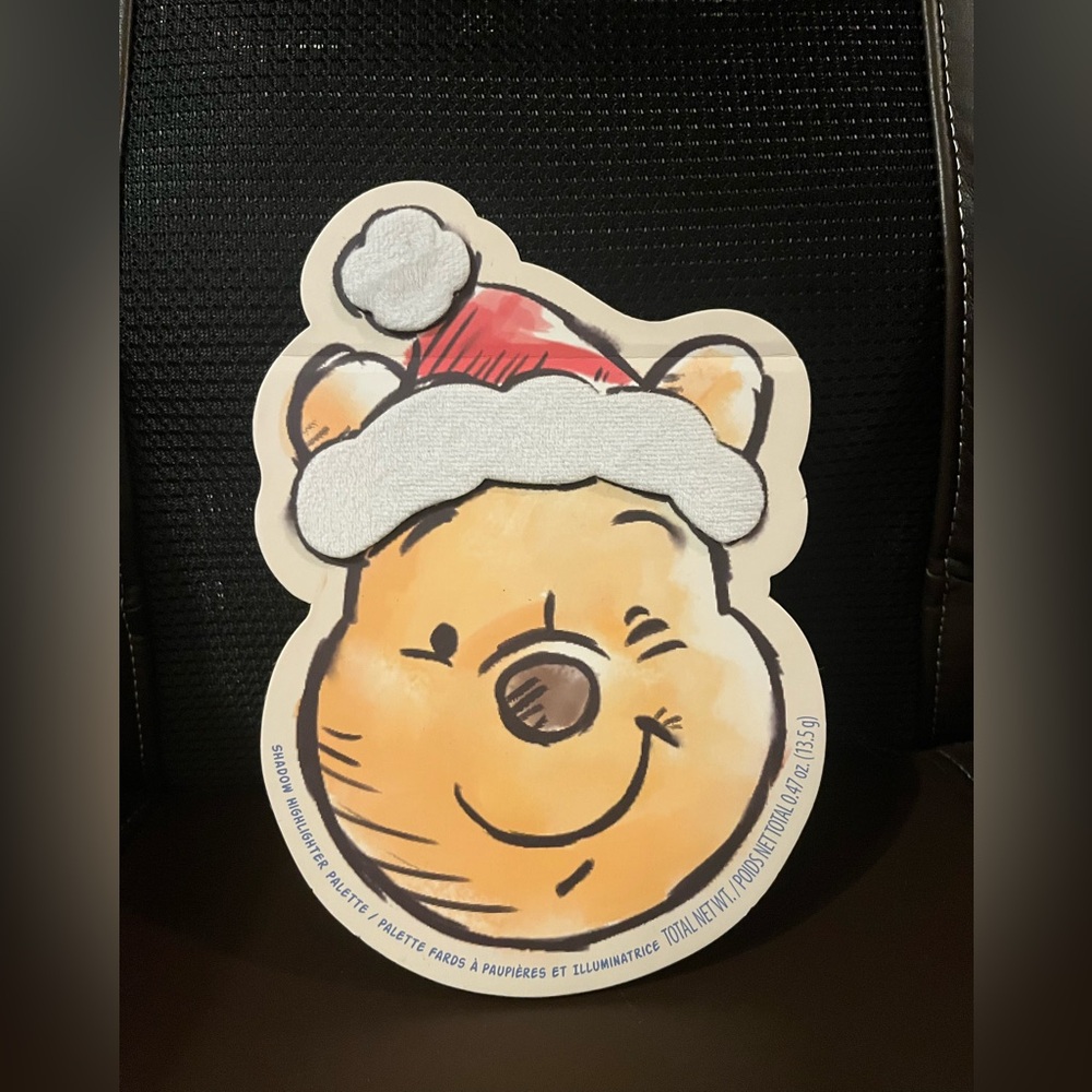 Kara Beauty Disney Winnie The Pooh Holiday Eyeshadow & Highlighter Palette